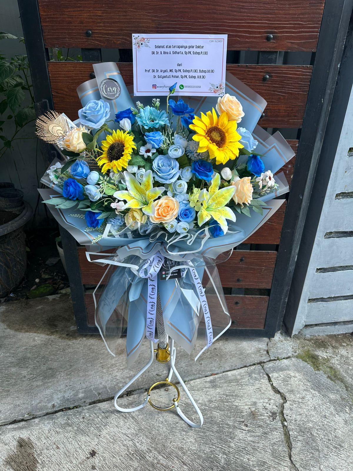 Standing Flower Bunga Palsu